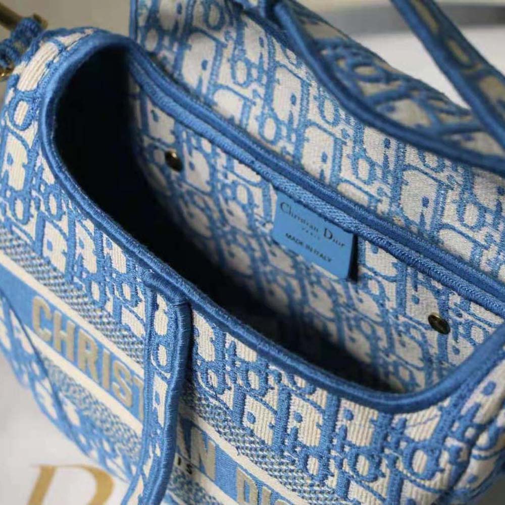 Dior Women Saddle Bag Cornflower Blue Dior Oblique Embroidery