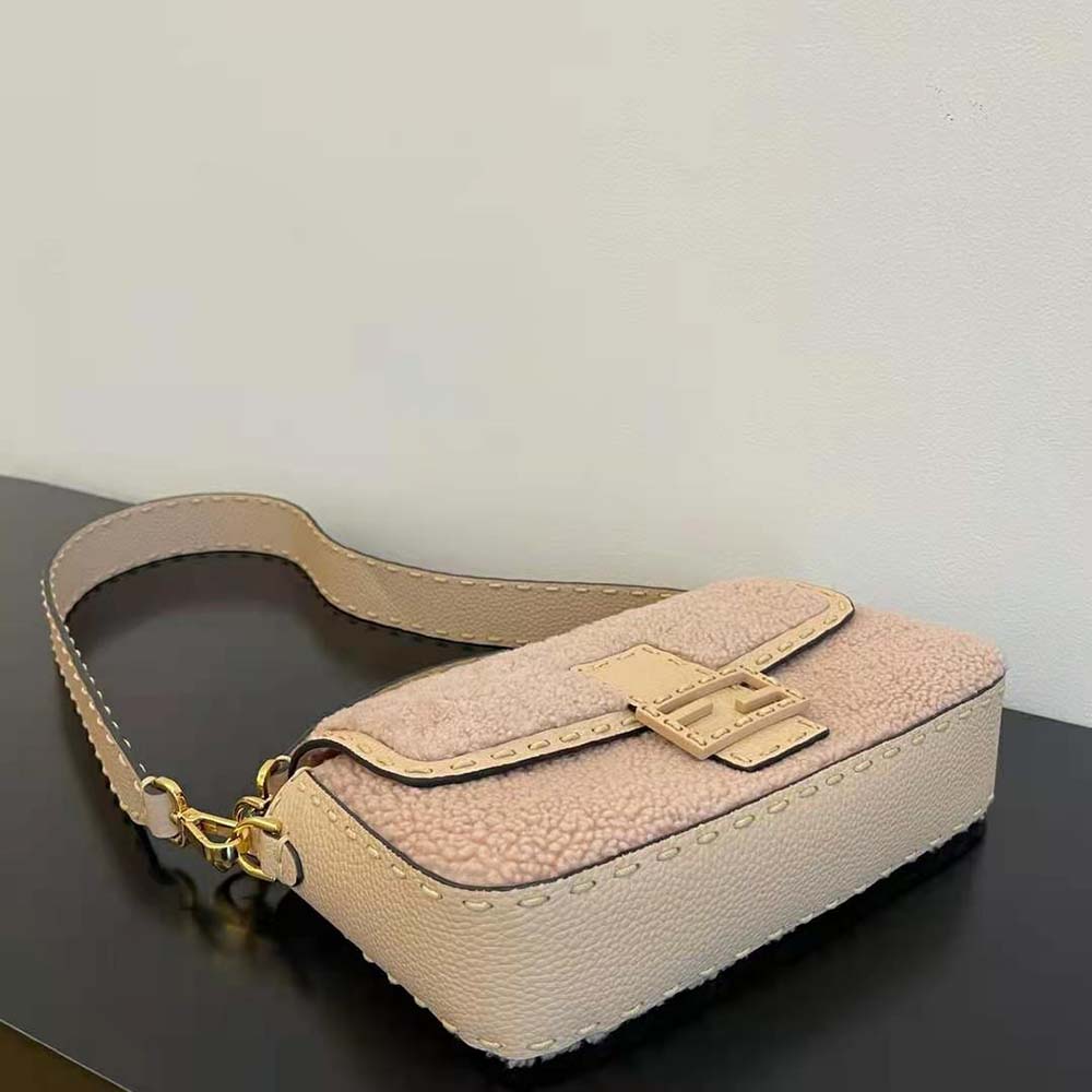 Fendi Women Baguette Pink Sheepskin Bag