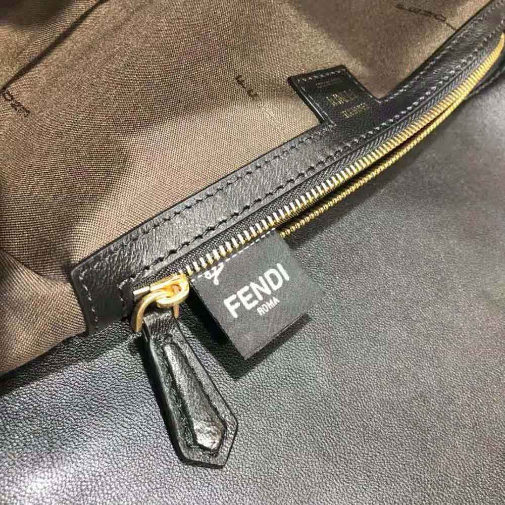 Fendi Women Iconic Large Baguette Leather Bag-Black