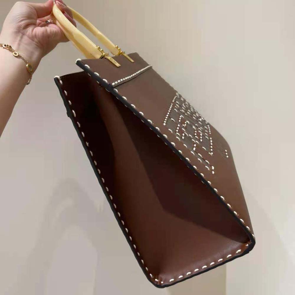 Fendi Women Sunshine Medium Leather Shopper-Maroon