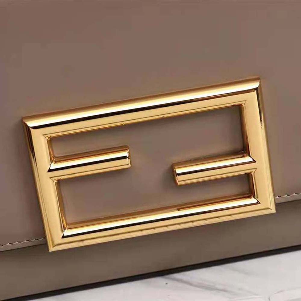 Fendi Women Wallet on Chain with Pouches Leather Mini-Bag-Brown