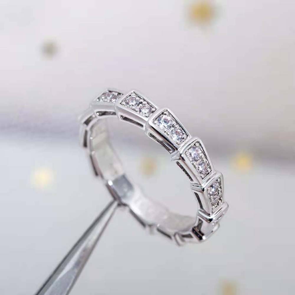 Bvlgari Women Precious Beauty of the Scales Serpenti Viper Ring