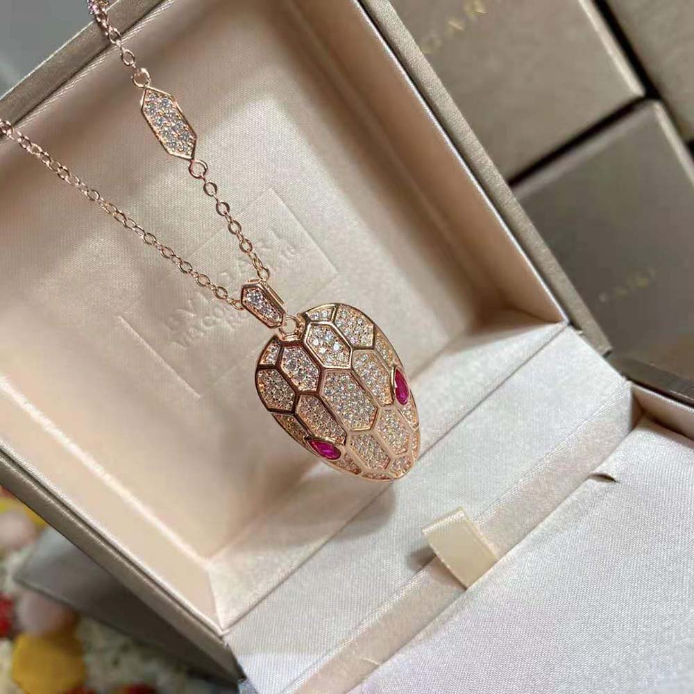 Bvlgari Women Serpenti Necklace in 18 KT Rose Gold