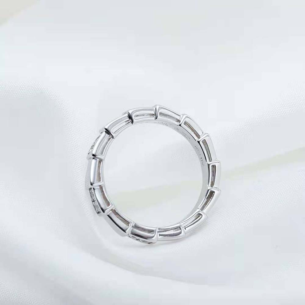 Bvlgari Women Use of Unconventional Materials Serpenti Viper Ring-Silver
