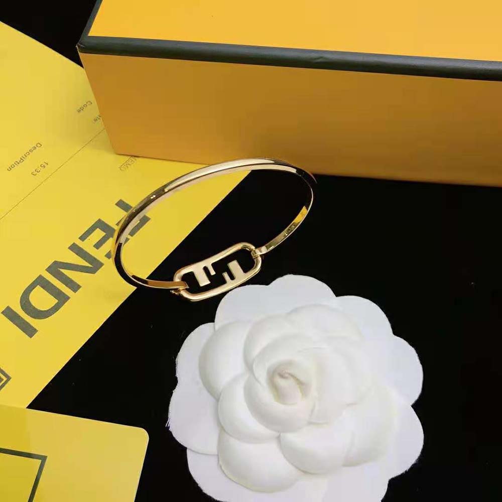 Fendi Women O Lock Bracelet Gold-Colored Bracelet