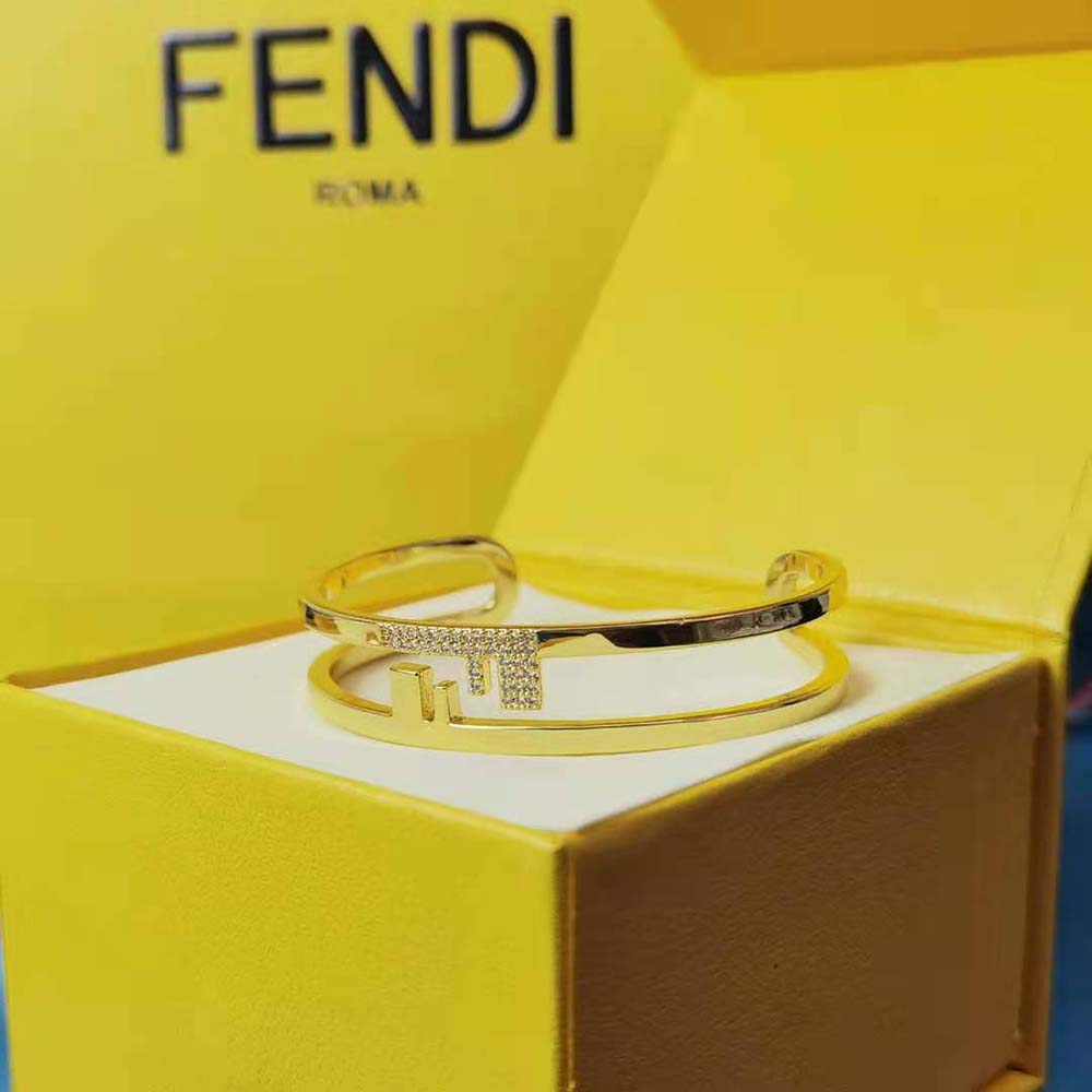 Fendi Women O’lock Bracelet with Gold-Colored Bracelet