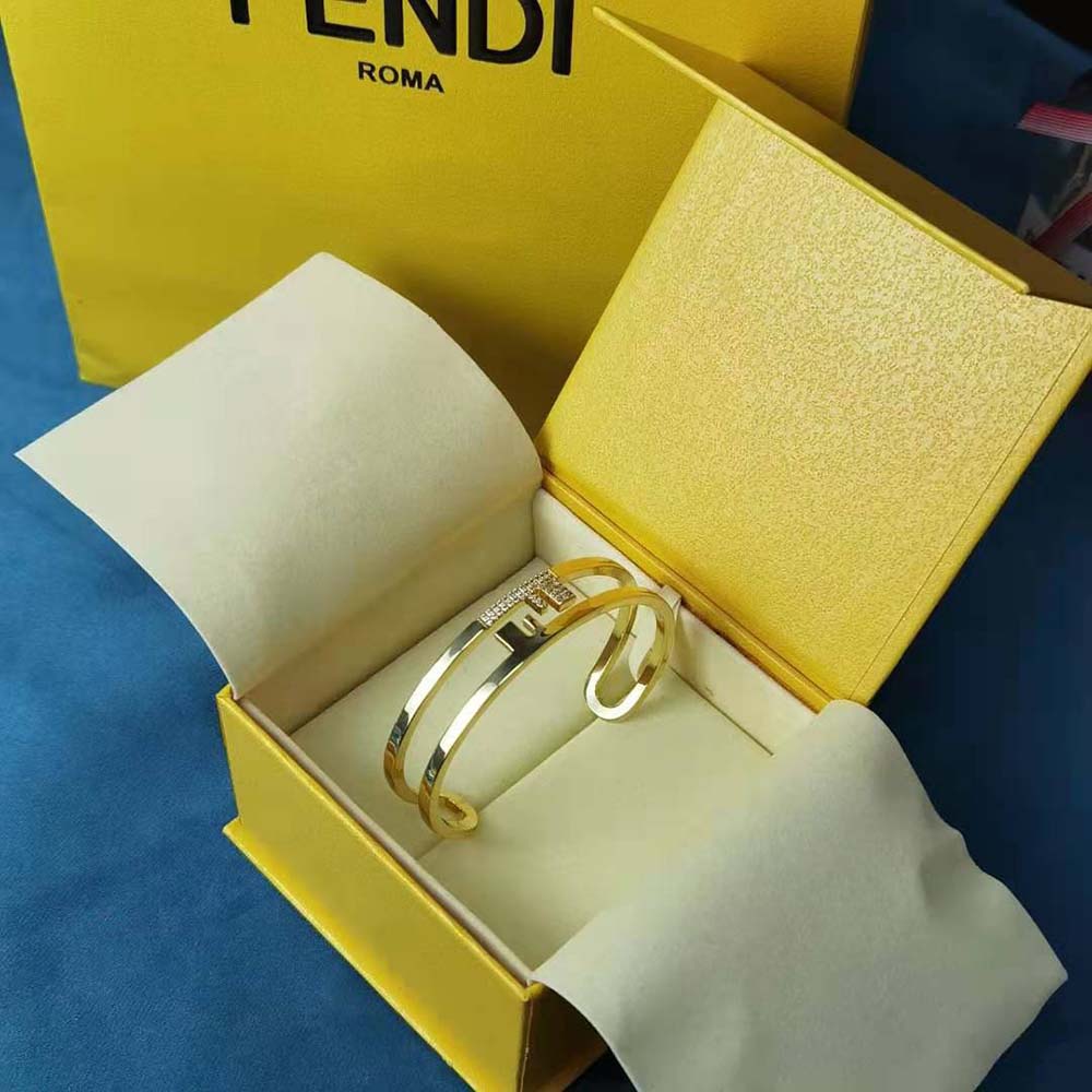 Fendi Women O’lock Bracelet with Gold-Colored Bracelet