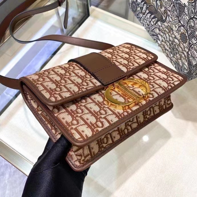 Dior Women CD 30 Montaigne Bag CD Clasp Burgundy Dior Oblique Jacquard