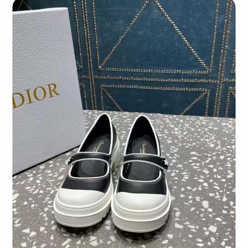 Dior Women CD Shoes D-Doll 2.0 Pump Black White Supple Calfskin 3.5 cm Heel