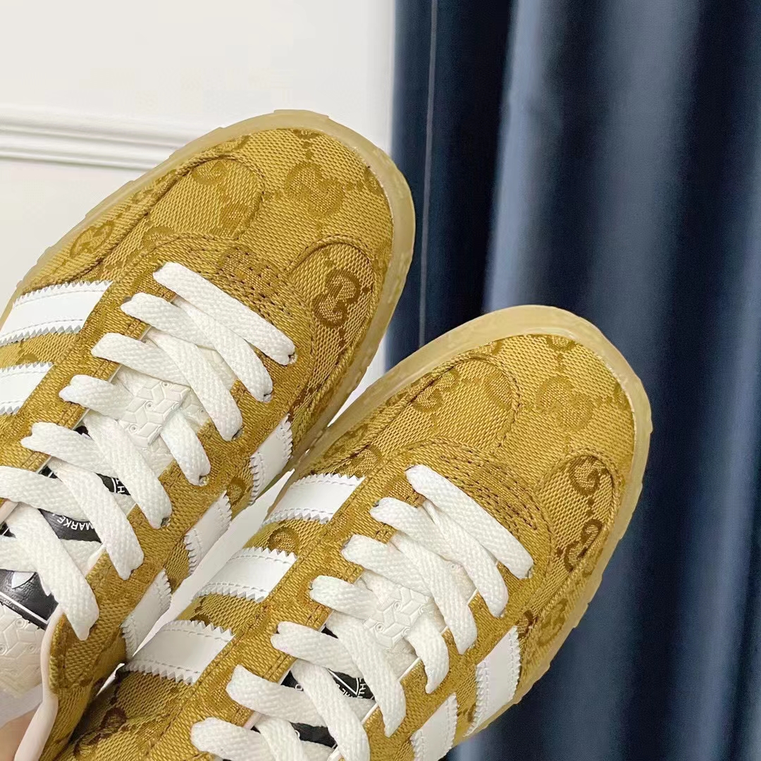Gucci Unisex Adidas x Gucci Gazelle Sneaker Beige Brown Original GG Canvas