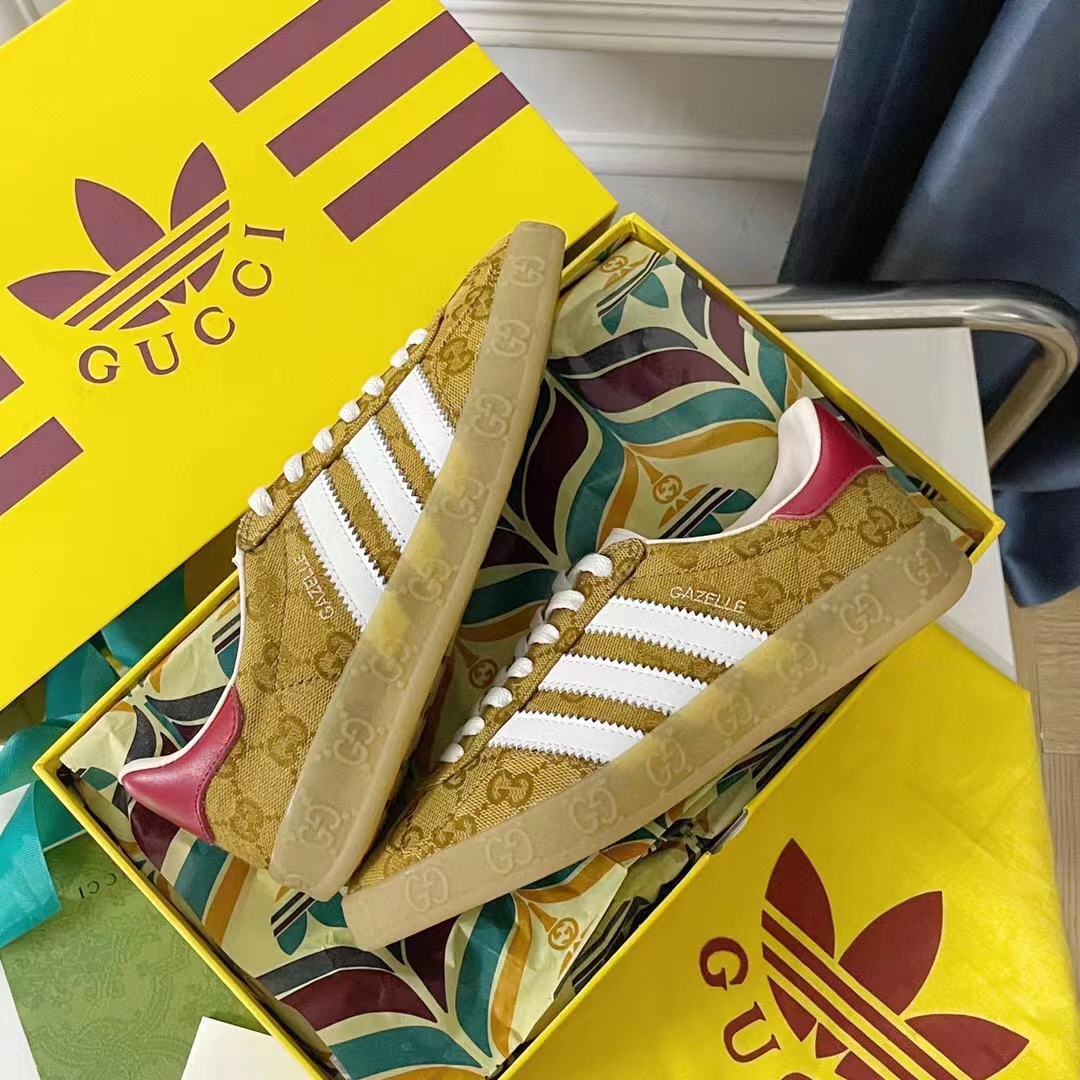Gucci Unisex Adidas x Gucci Gazelle Sneaker Beige Brown Original GG Canvas