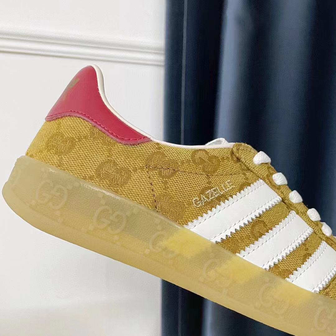 Gucci Unisex Adidas x Gucci Gazelle Sneaker Beige Brown Original GG Canvas