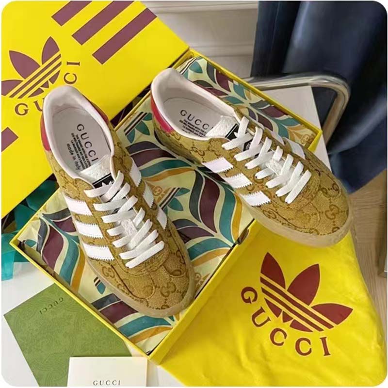 Gucci Unisex Adidas x Gucci Gazelle Sneaker Beige Brown Original GG Canvas