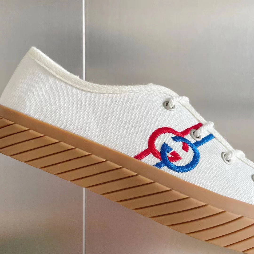 Gucci Unisex GG Interlocking G Sneaker Beige Organic Cotton Rubber Sole Flat