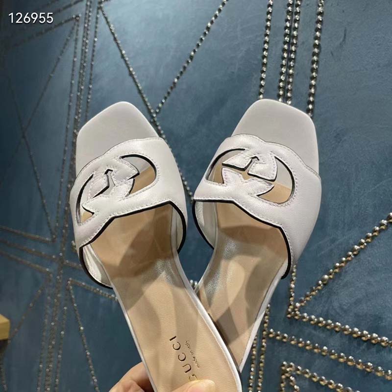 Gucci Unisex Interlocking G Cut-Out Slide Sandals White Leather Flat 1 cm Heel