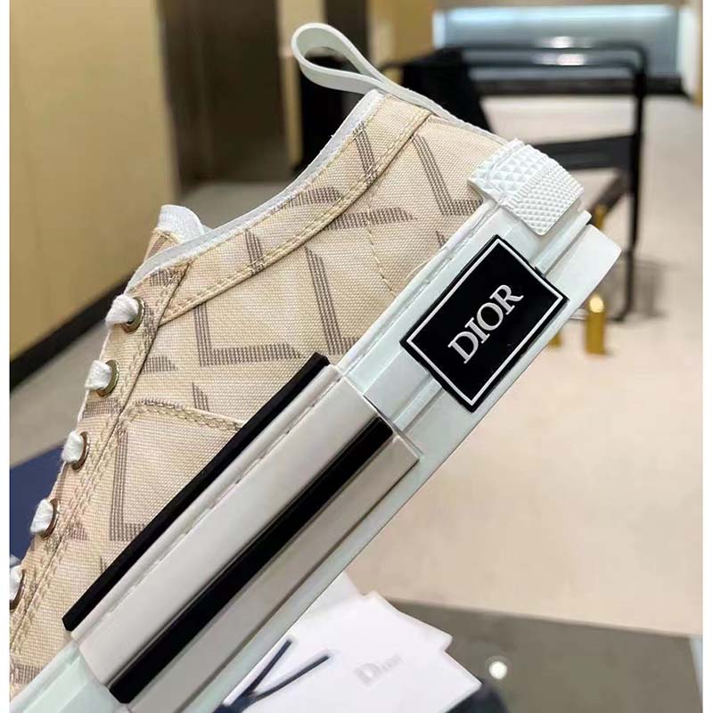 Dior Unisex B23 Low Top Sneaker Natural CD Diamond Canvas