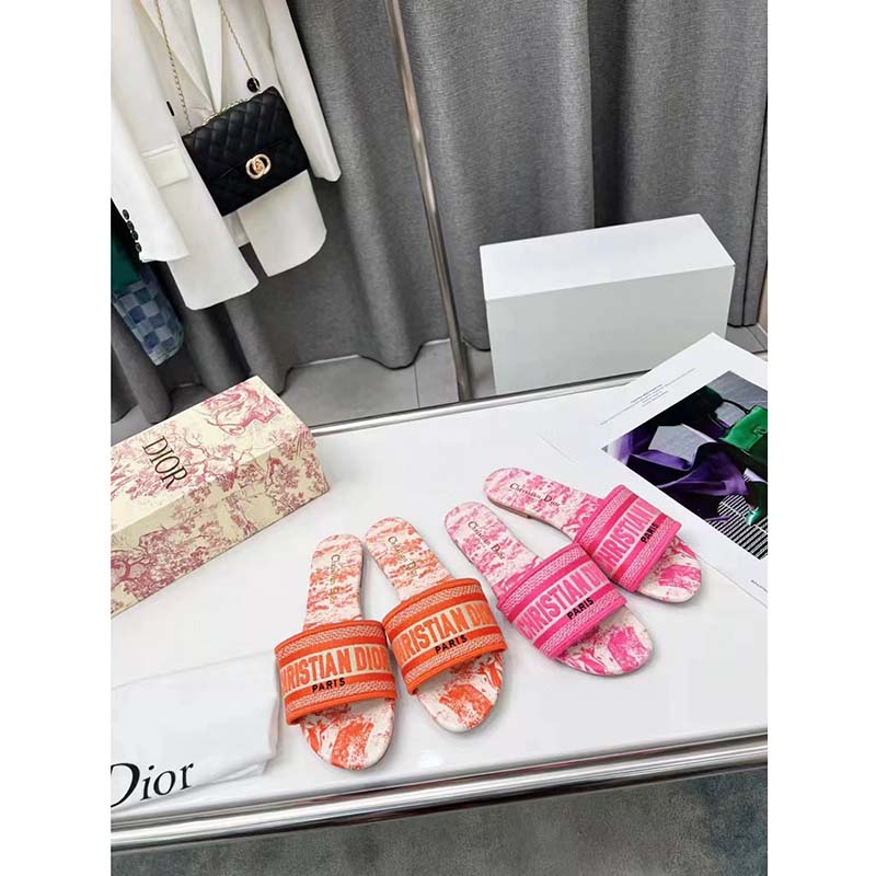Dior Unisex CD Dway Slide Pink Toile De Jouy Embroidered Cotton