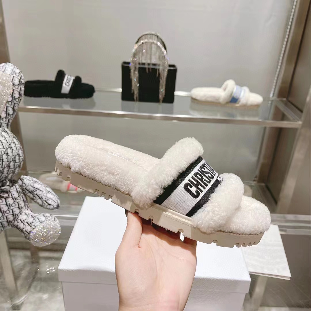 Dior Women CD Shoes Dway Slide Black Embroidered Cotton Honey Shearling