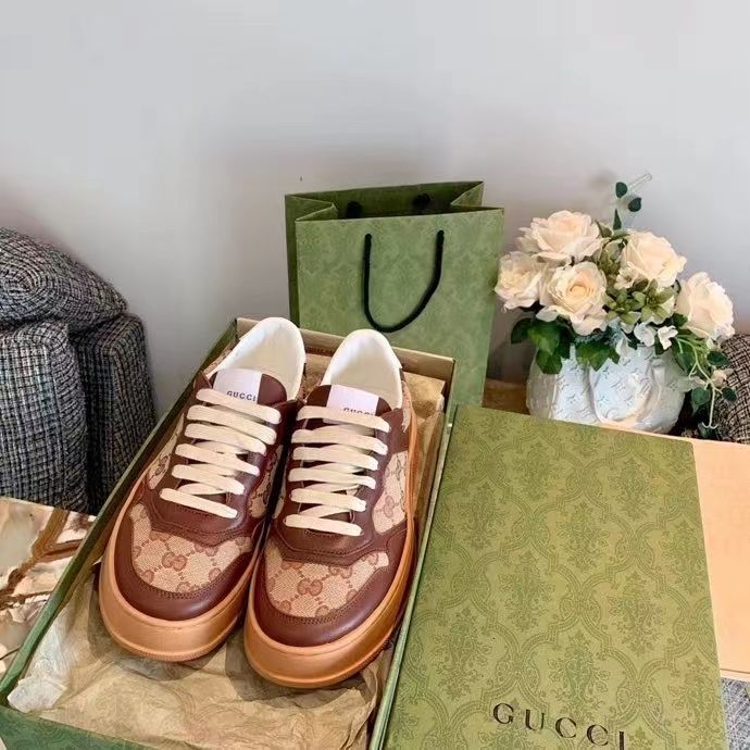 Gucci Unisex Ace Sneaker Beige Ebony Orignal GG Canvas Lace-Up Rubber Flat
