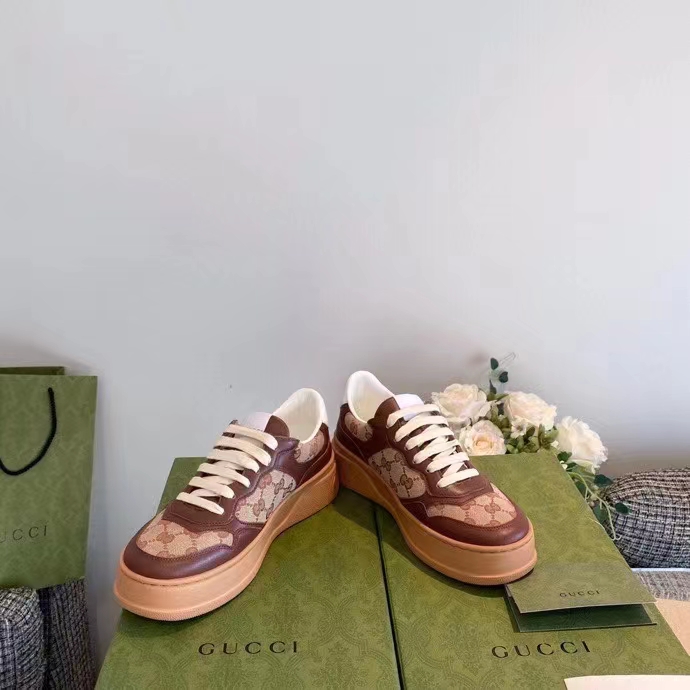 Gucci Unisex Ace Sneaker Beige Ebony Orignal GG Canvas Lace-Up Rubber Flat