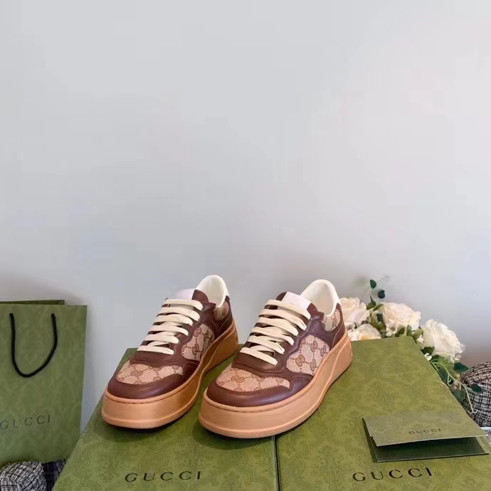 Gucci Unisex Ace Sneaker Beige Ebony Orignal GG Canvas Lace-Up Rubber Flat
