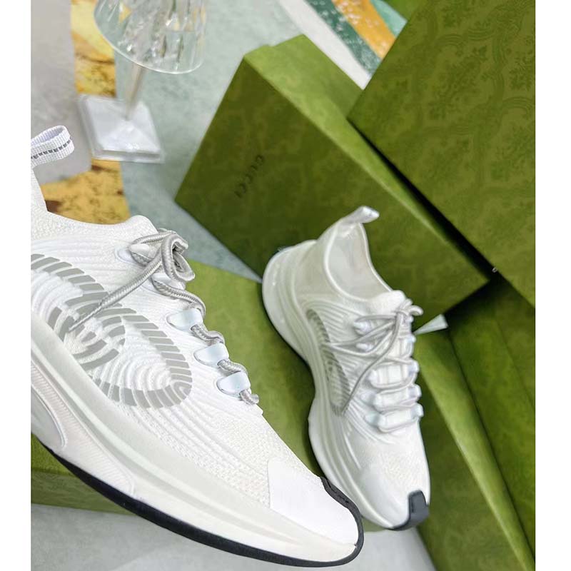 Gucci Unisex GG Run Sneaker White Technical Knit Fabric Rubber Interlocking G
