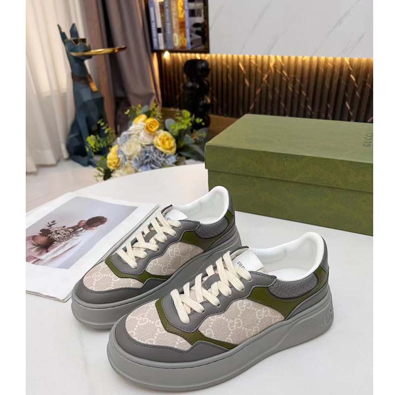 Gucci Unisex GG Sneaker White Beige GG Supreme Canvas Grey Perforated Leather