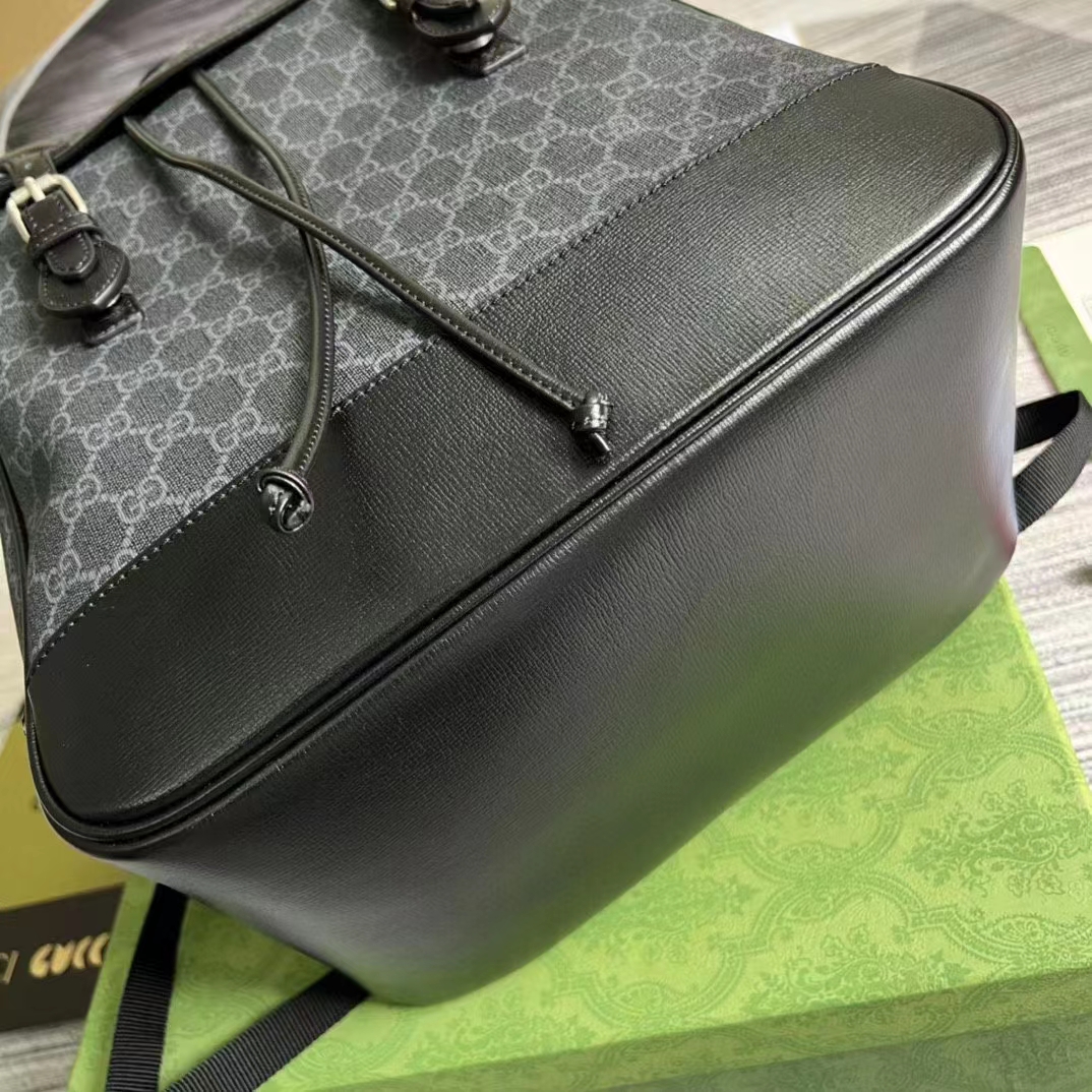 Gucci Unisex Medium Backpack Interlocking G Black GG Supreme Canvas