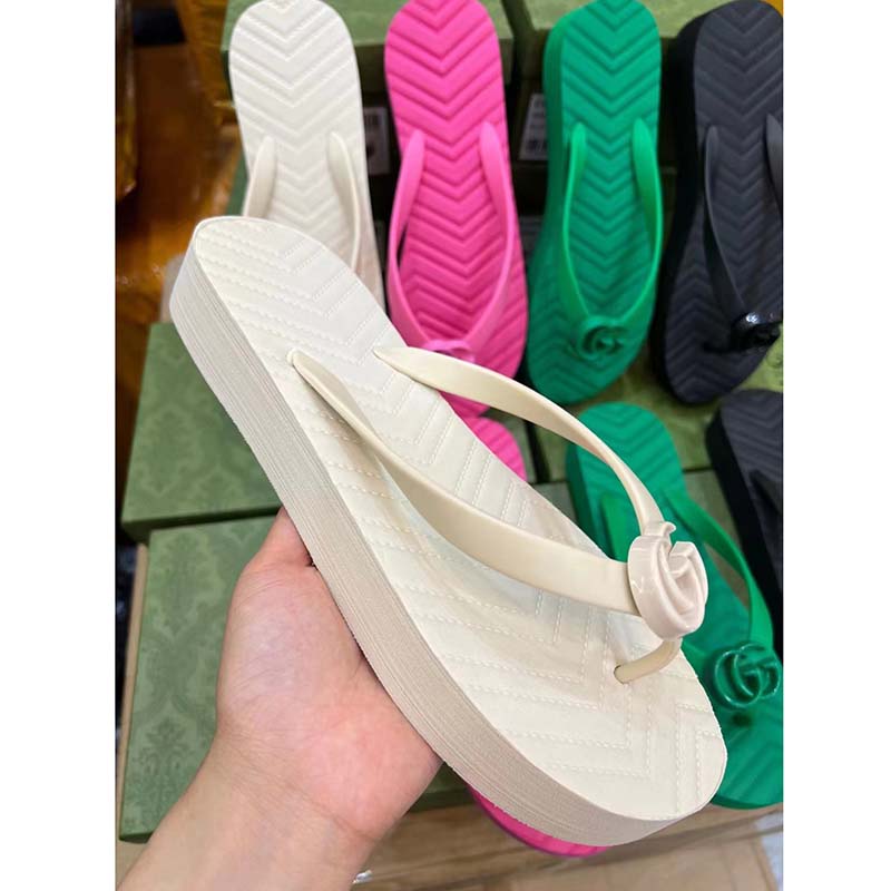 Gucci Women GG Chevron Thong Sandal White Rubber Resin Double G Flat