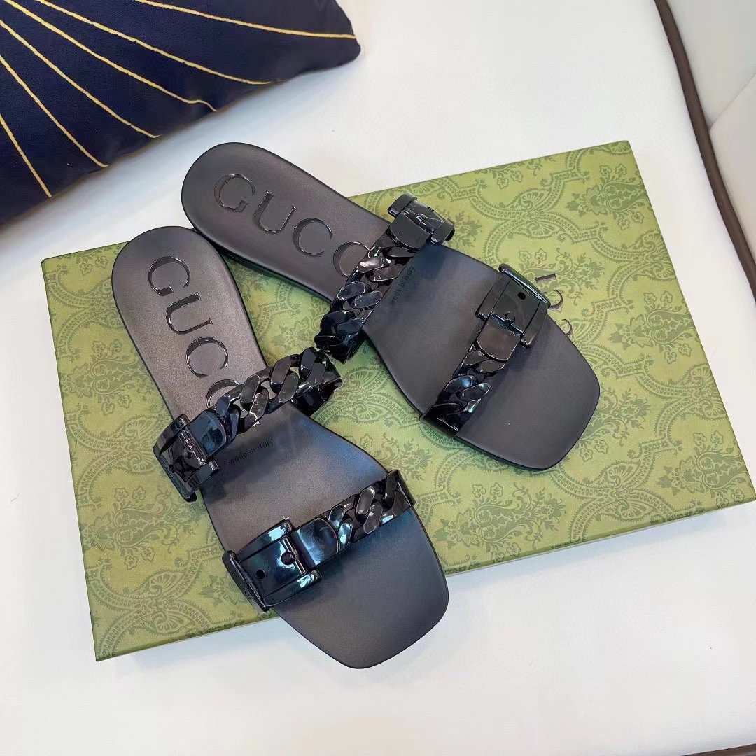 Gucci Women GG Rubber Slide Sandal Black Chain Flat 1.5 Cm Heel