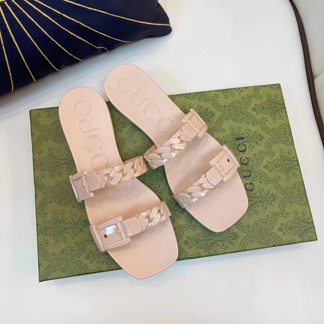 Gucci Women GG Rubber Slide Sandal Light Pink Chain Flat 1.5 Cm Heel