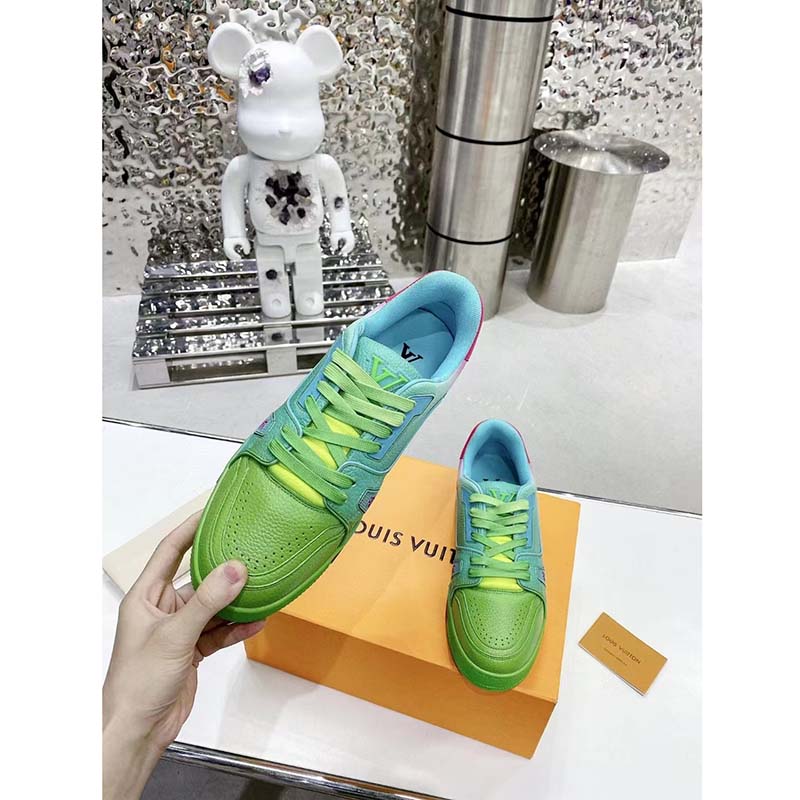 Louis Vuitton LV Unisex Trainer Sneaker Green Grained Calf Leather Rubber Outsole