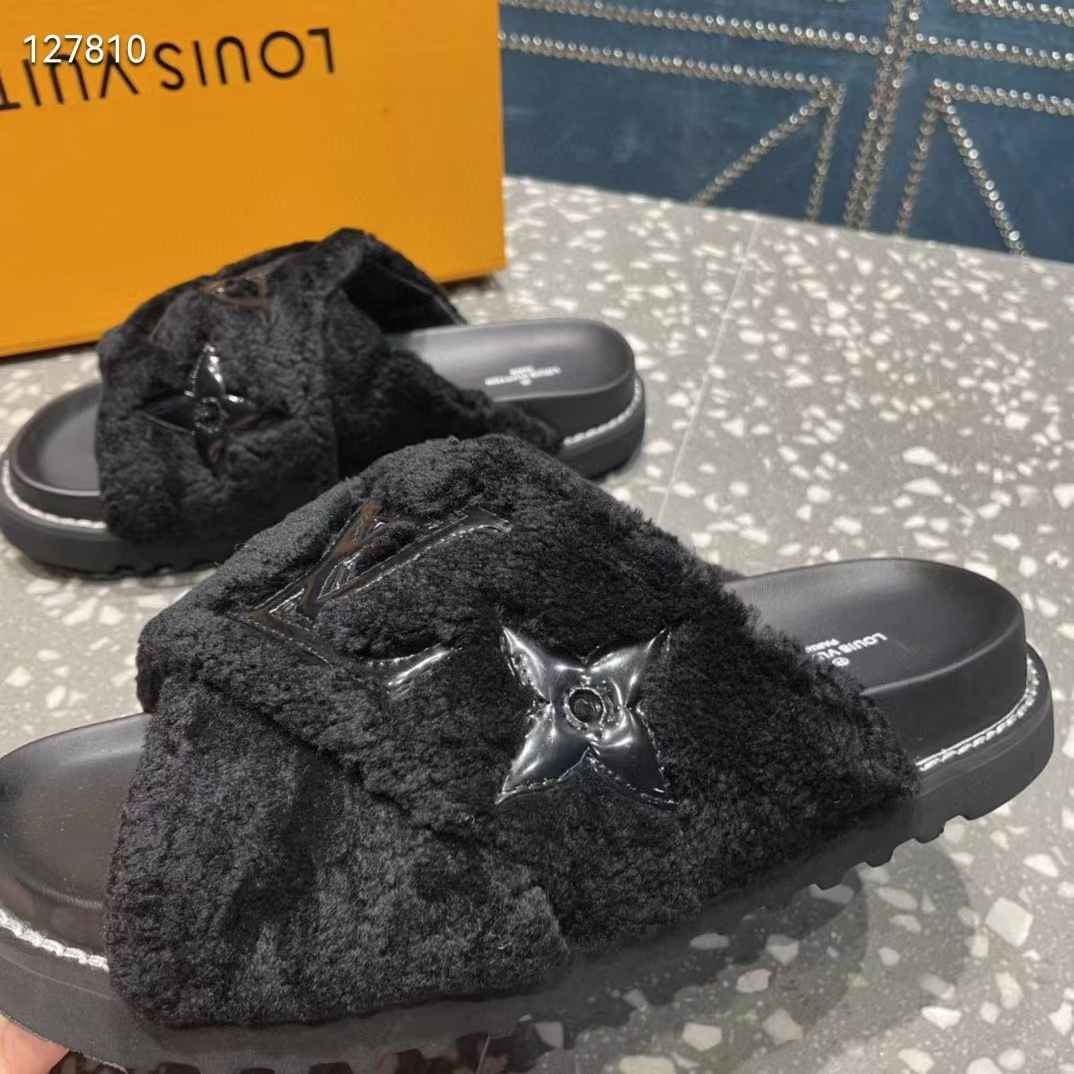 Louis Vuitton LV Women Paseo Flat Comfort Mule Black Shearling Anatomic Insole