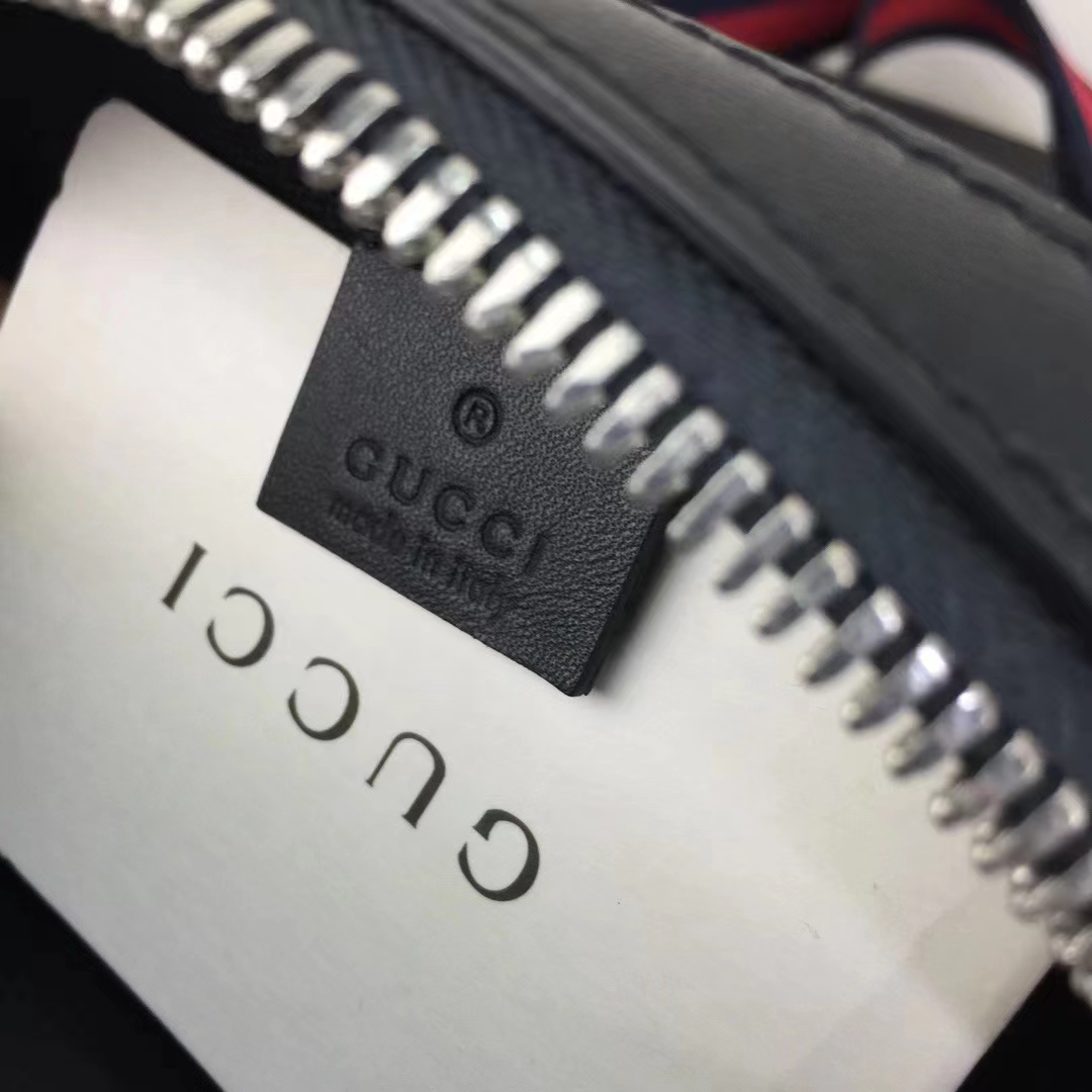 Gucci GG Unisex Black Messenger Black Grey GG Supreme Canvas Blue Red Web