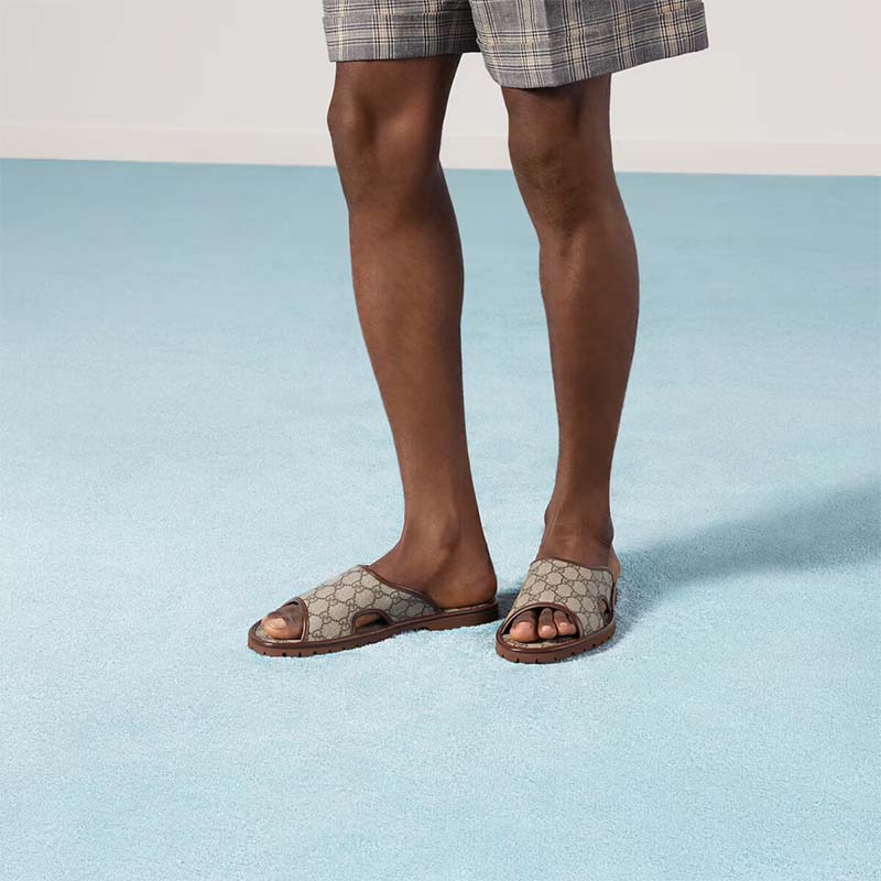 Gucci Unisex GG Supreme Slide Sandal Beige Ebony Canvas Rubber Flat 1 Cm Heel