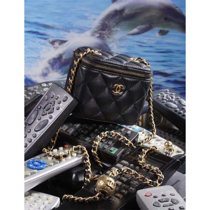 Chanel Women CC Mini Box Bag Black Calfskin Leather Gold-Tone Metal