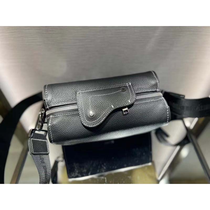 Dior Unisex CD Lingot 22 Bag Black Grained Calfskin