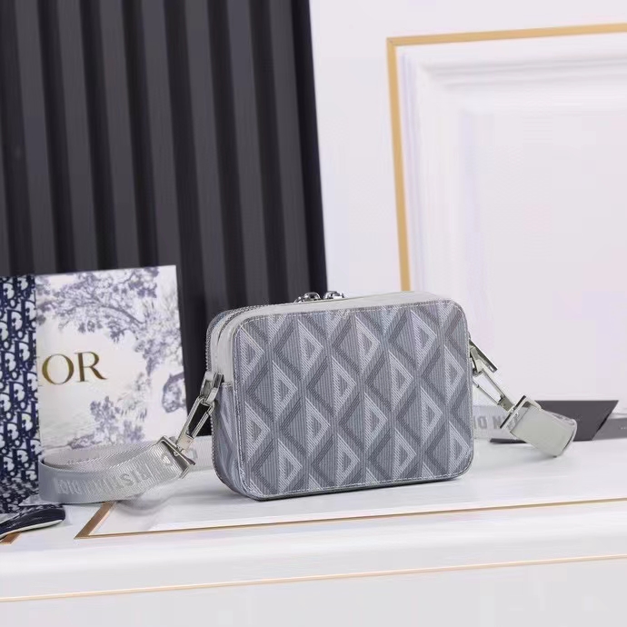 Dior Unisex CD Messenger Pouch Dior Gray CD Diamond Canvas