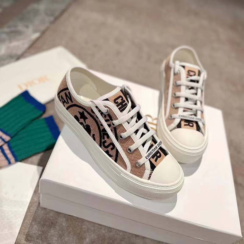 Dior Women Walk’n’Dior Sneaker Beige Jute Canvas Embroidered Union Motif