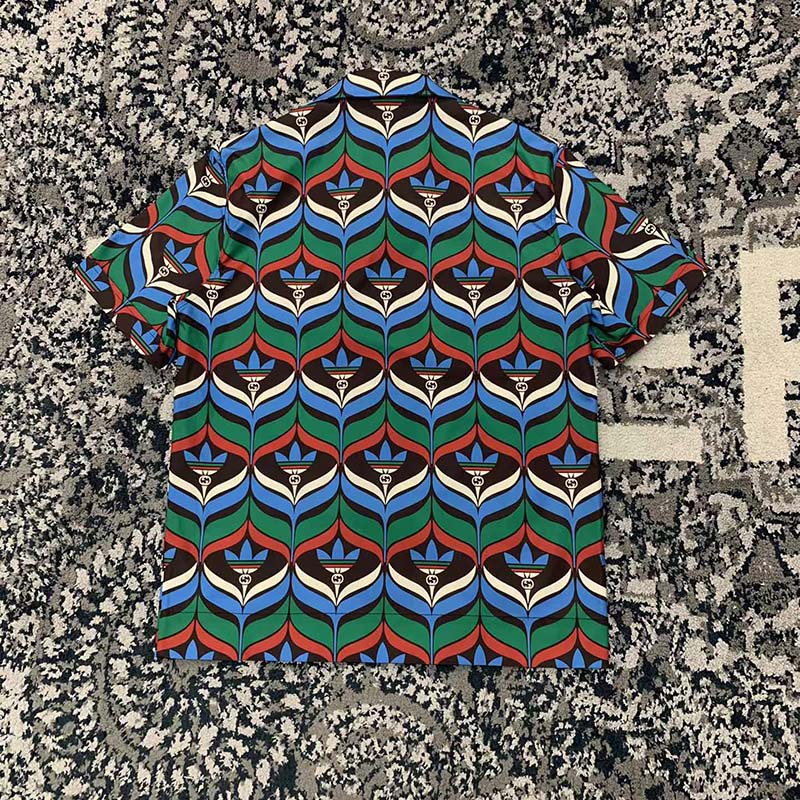 Gucci GG Men Adidas x Gucci Trefoil Print Bowling Shirt Straight Hem Side Vents Viscose