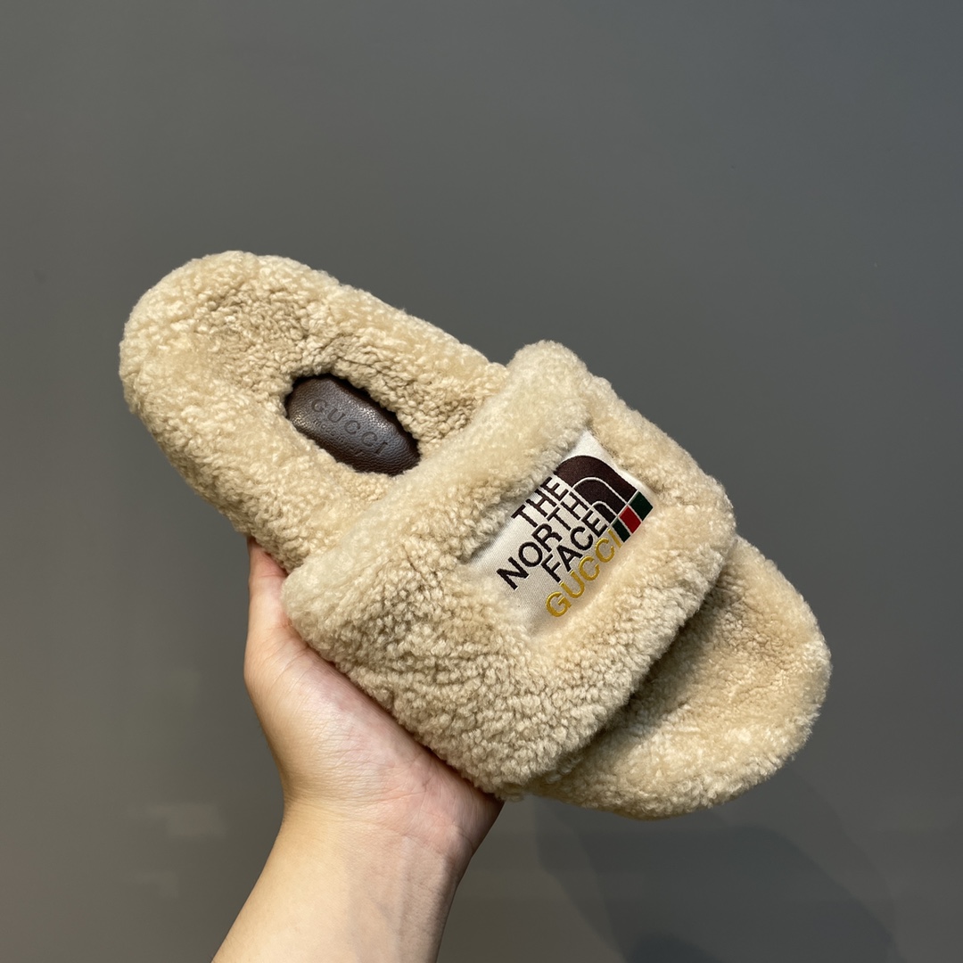 Gucci Unisex The North Face x Gucci Slide Beige Merino Wool Rubber Sole Flat