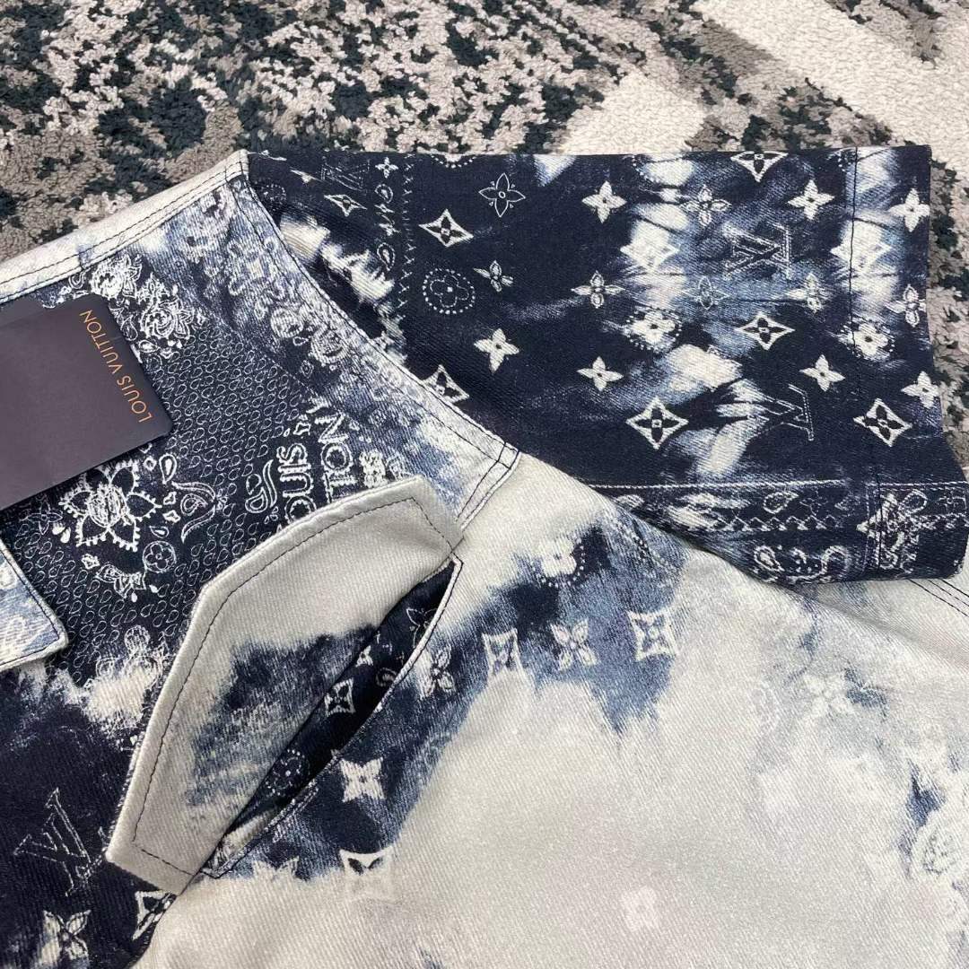 Louis Vuitton LV Men Monogram Bandana Short-Sleeved Denim Shirt Cotton Indigo Regular Fit