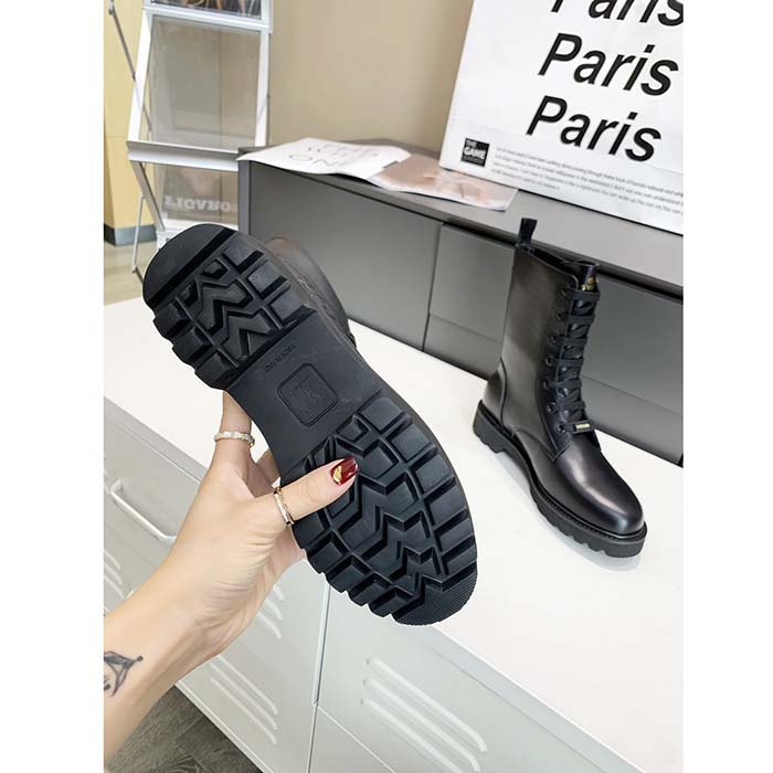Louis Vuitton LV Unisex Territory Flat Ranger Black Calf Leather Circle