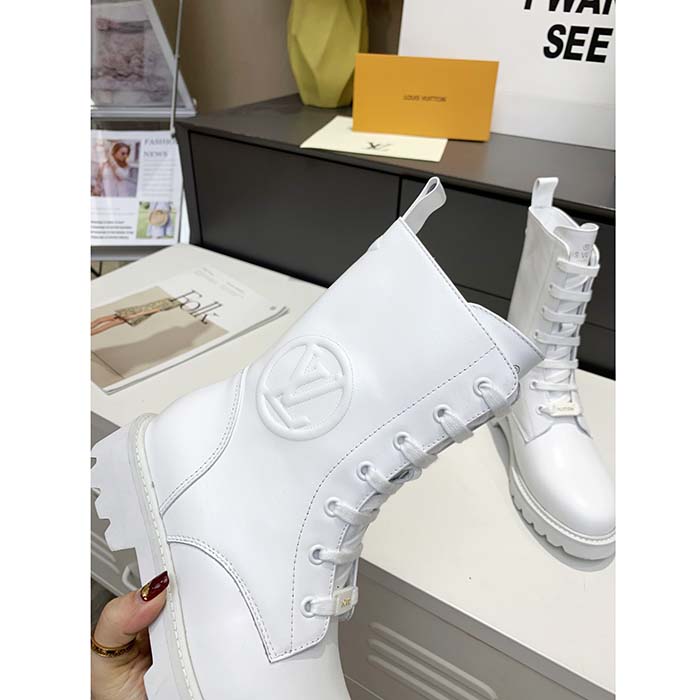 Louis Vuitton LV Unisex Territory Flat Ranger White Calf Leather Circle