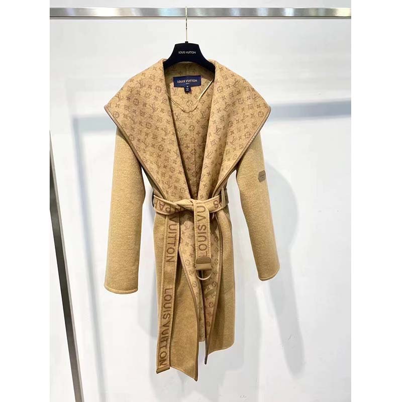 Louis Vuitton LV Women Signature Double Face Short Wrap Coat Wool-Silk Regular Fit