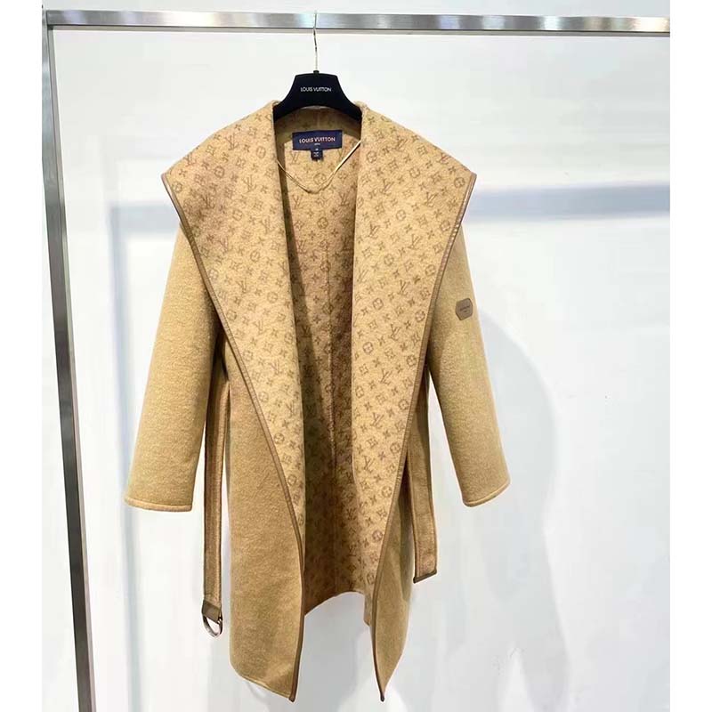 Louis Vuitton LV Women Signature Double Face Short Wrap Coat Wool-Silk Regular Fit
