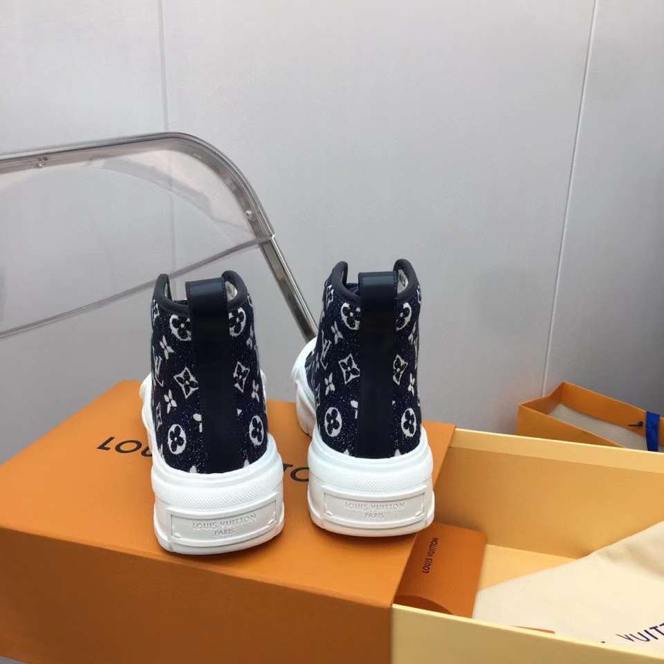 Louis Vuitton Unisex LV Squad Sneaker Boot Navy Blue Monogram Denim Circle