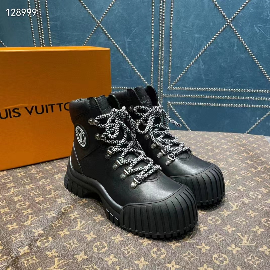 Louis Vuitton Women LV Ruby Flat Ranger Black Calf Leather Bicolor Laces Rubber