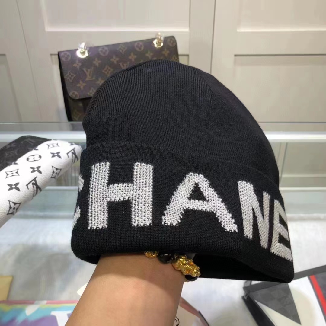 Chanel Unisex CC Ahead Beanie One Size Black Cashmere