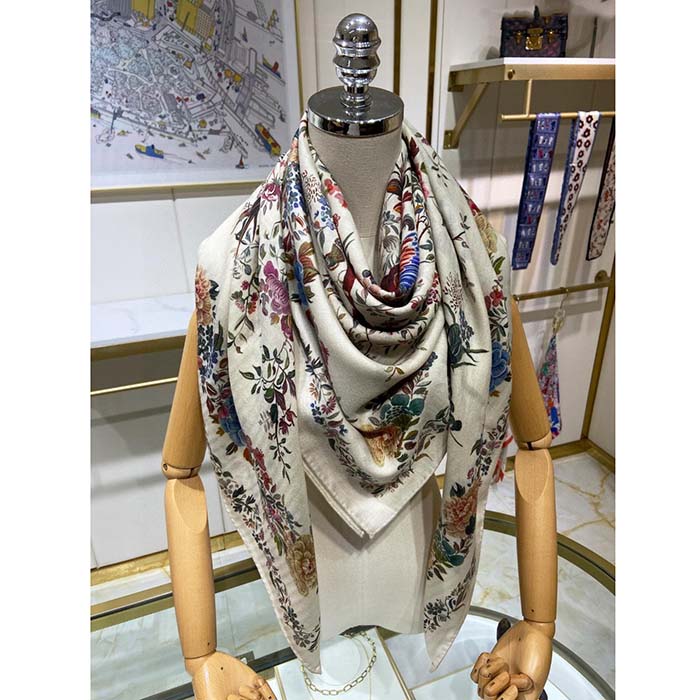 Dior Women CD Dior Jardin D’Hiver 90 Square Scarf White Multicolor Silk Twill